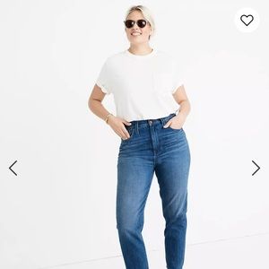 NWT Madewell Mom Jean in Stratfield Wash